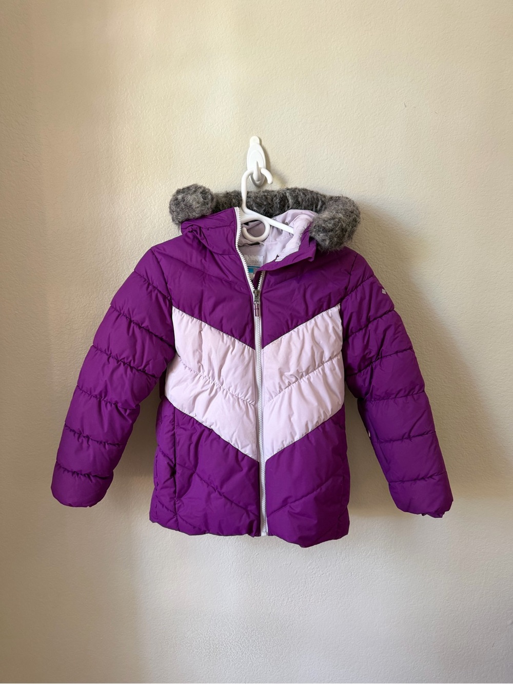 Girls Columbia Winter Jacket- M (10/12)